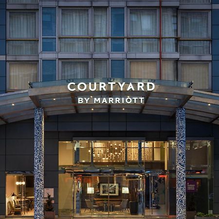Courtyard By Marriott New York Manhattan / Soho Екстериор снимка