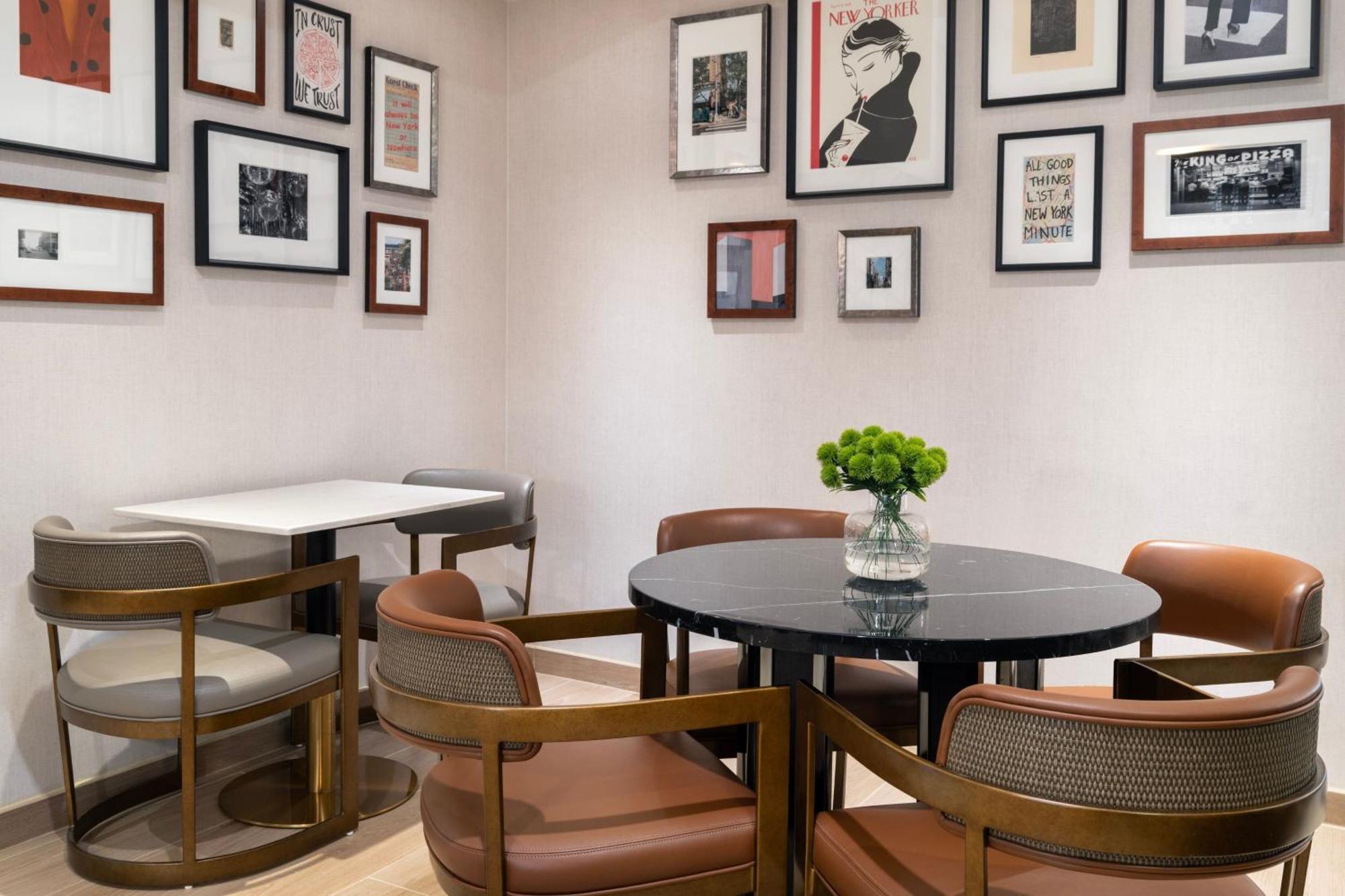 Courtyard By Marriott New York Manhattan / Soho Екстериор снимка