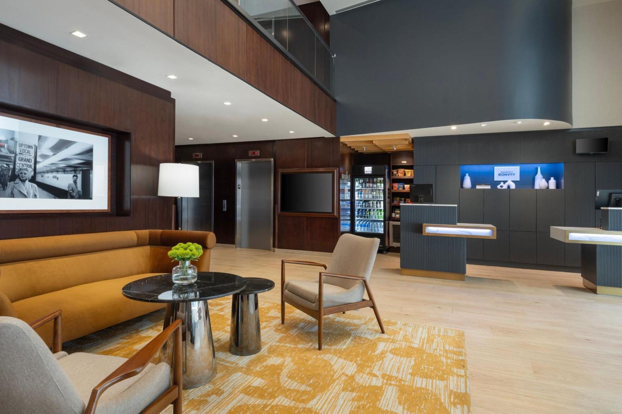 Courtyard By Marriott New York Manhattan / Soho Екстериор снимка